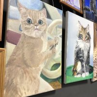Новая выставка картин «Мяу-мяушки» открылась в «Республике кошек»