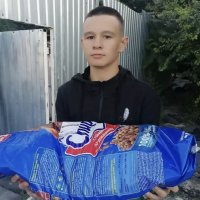 Девятиклассник из Новороссийска потратил выигрыш на корм для бездомных собак